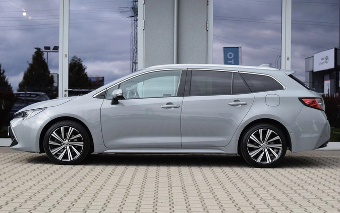Toyota Corolla cena 129900 przebieg: 42424, rok produkcji 2022 z Grodzisk Mazowiecki małe 466